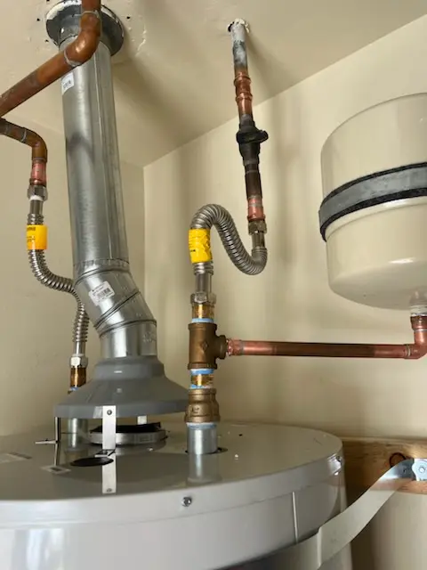 Water heater installation and plumbing repair in Pistakee